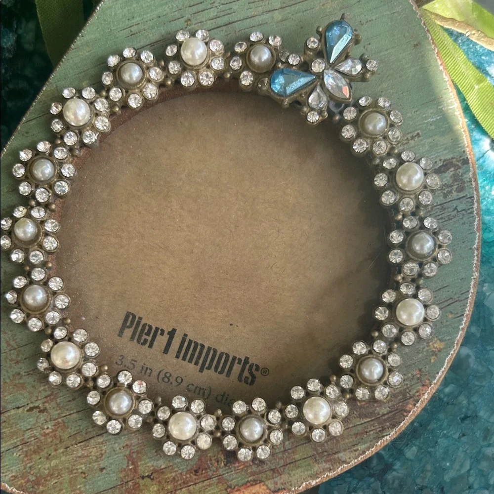 Pier 1 Imports Rhinestone Wood Bird 3.5” Photo Frame